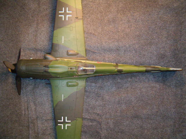 Plan view of Focke Wulf FW190 shows teardrop tapered aftbody