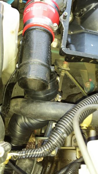 This is the "cut-out" that I am using as a mixing valve. The bottom is connected to the hose from my exhaust manifold.