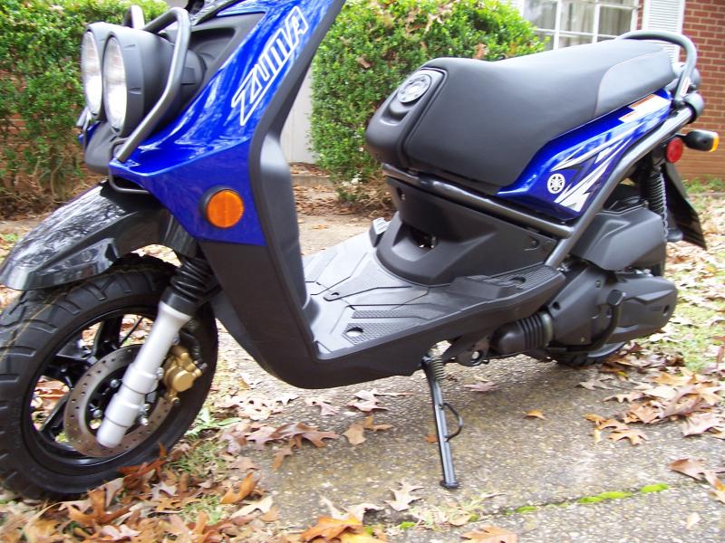 12/01/09    My new YamahaYW125Y  (Zuma)