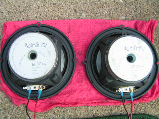 Pair of Infinity 6010CS Speakers for Rear Panel Backside