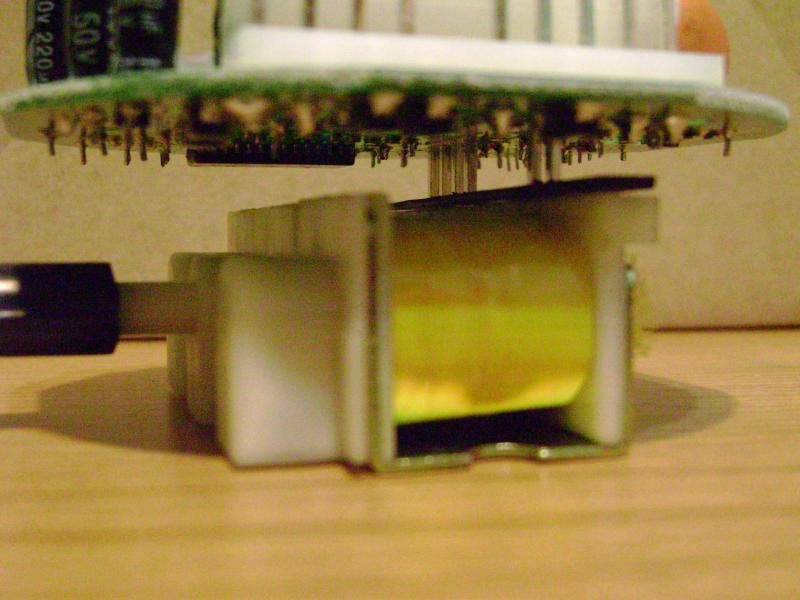 Here you can see how the solenoids are connected to the circuit board.