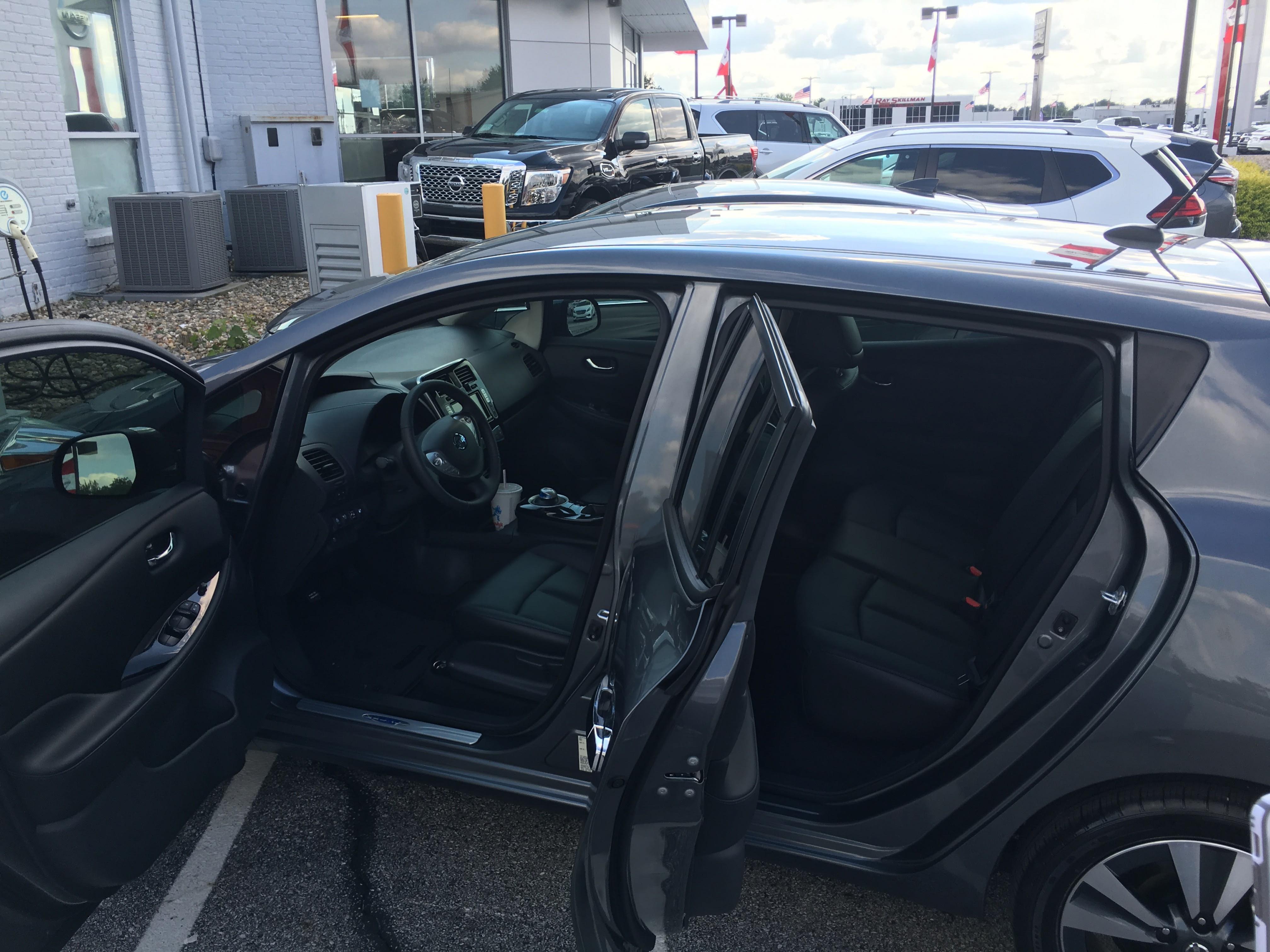 2017 Nissan Leaf SL Left Inside