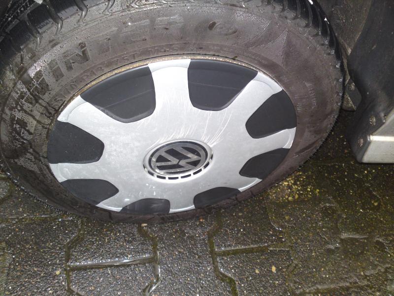 wheel hub cap